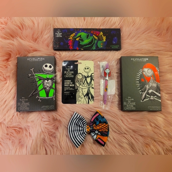 Nightmare Before Christmas discontinued collectors eyeshadow palette BUNDLE - Picture 1 of 5